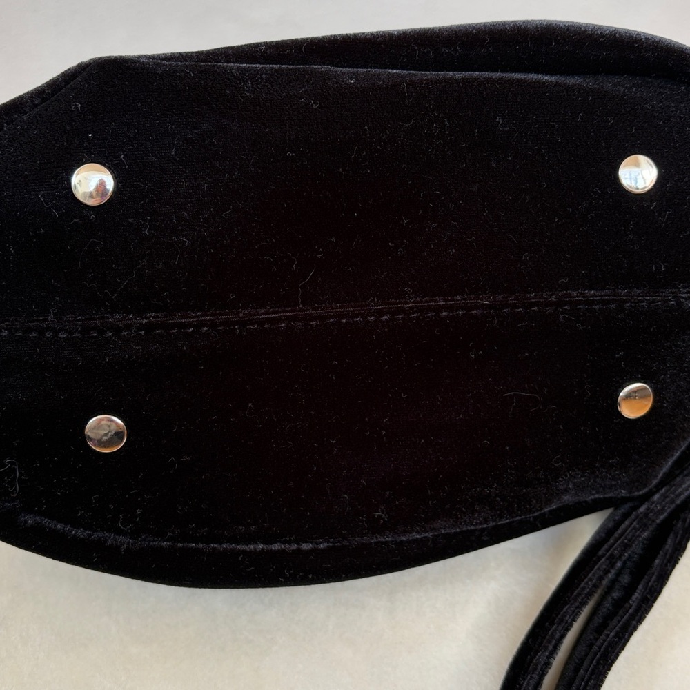 House of Harlow Black Velvet Evening Bag - Picture 3 of 10